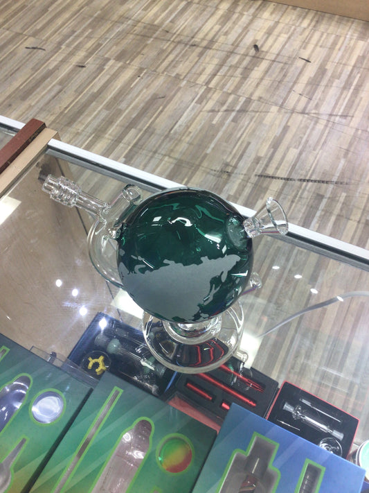 Green World shape water pipe