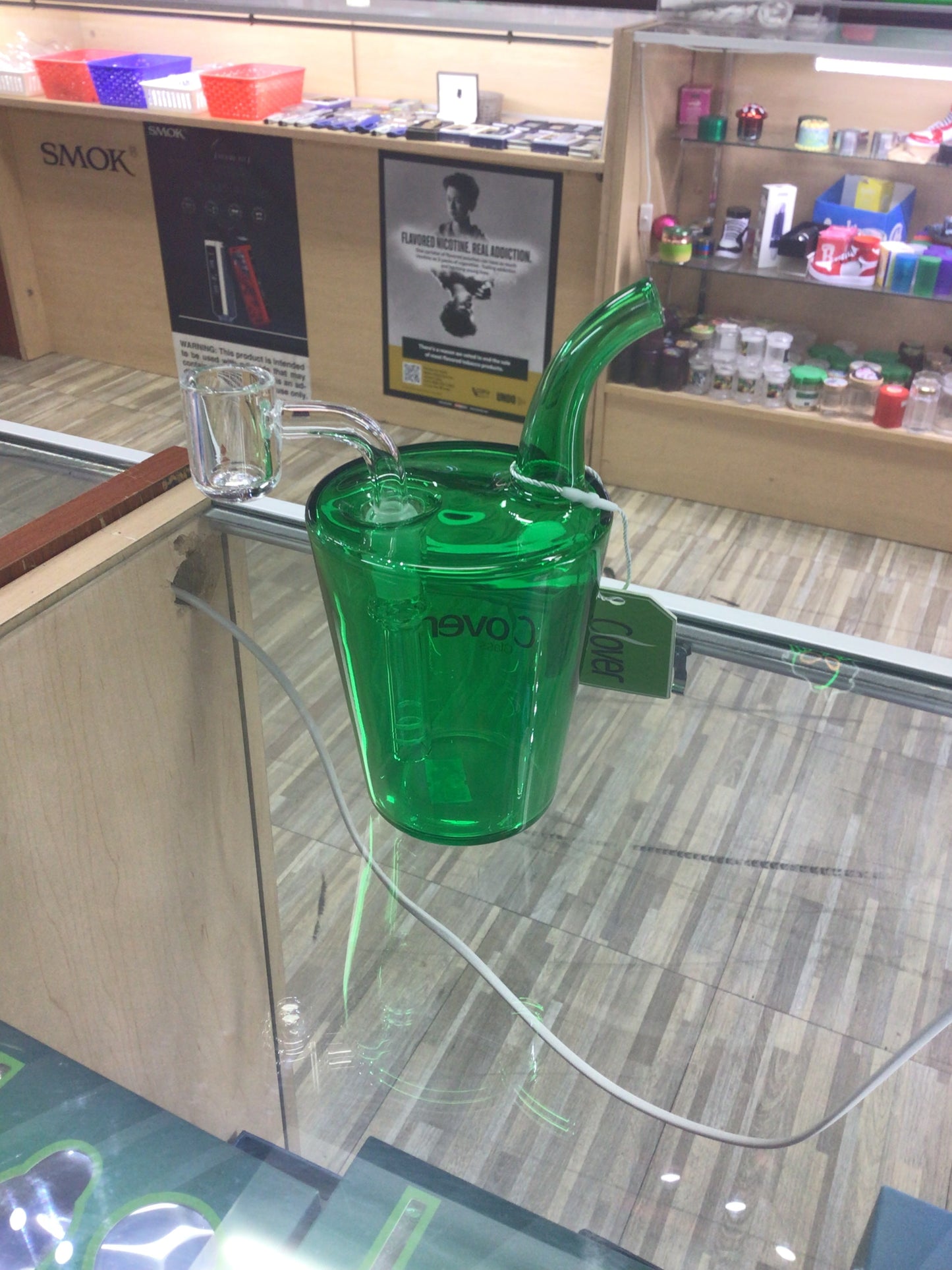 Green Clover Glass water pipe