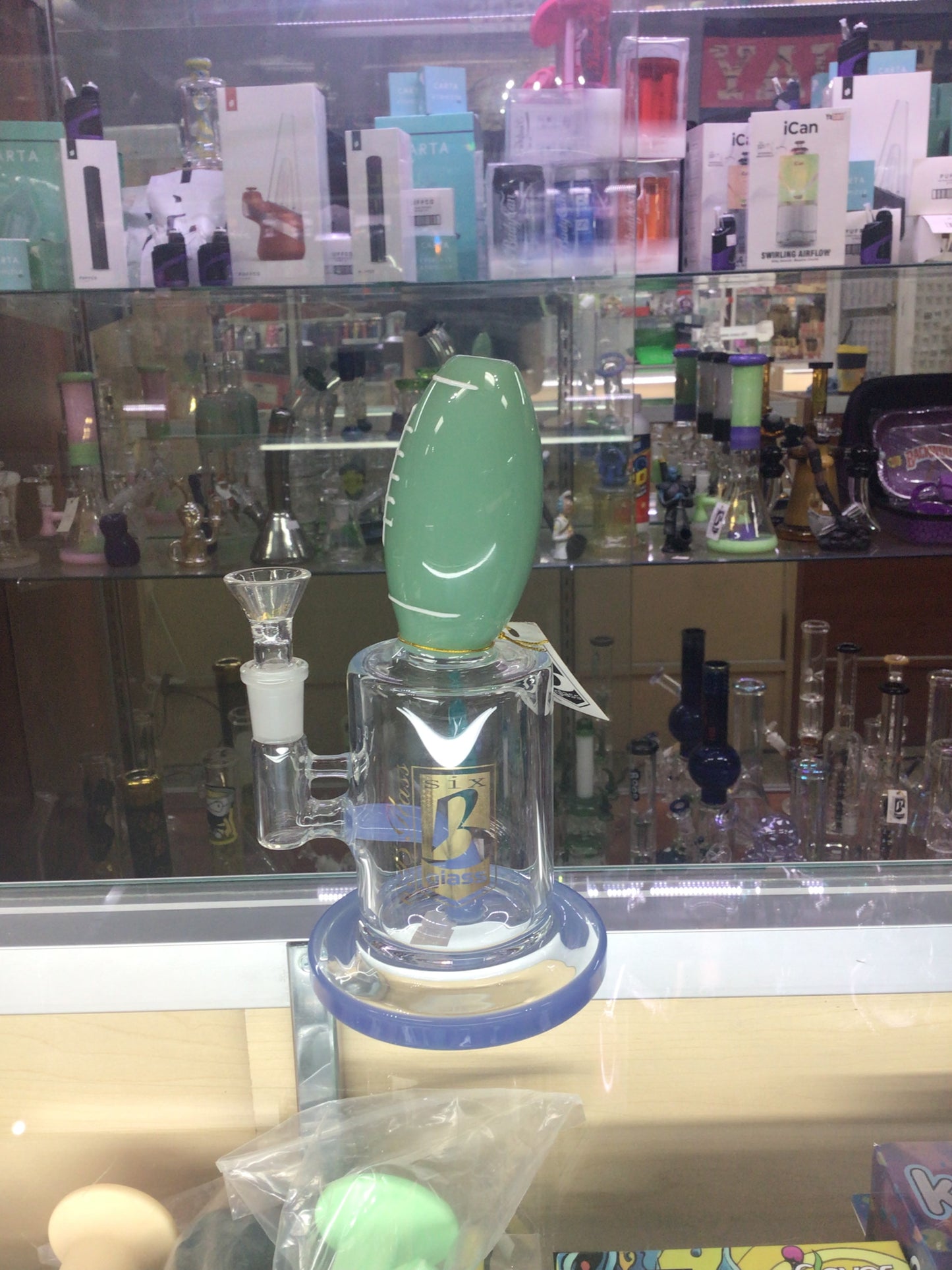 6 B Glass Football shape water pipe