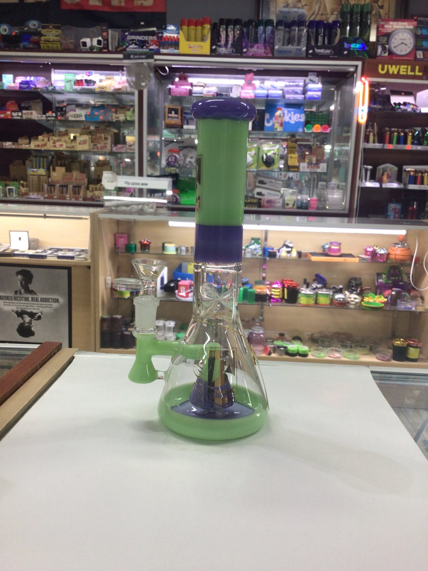 6 B GLASS water pipe- green & purple
