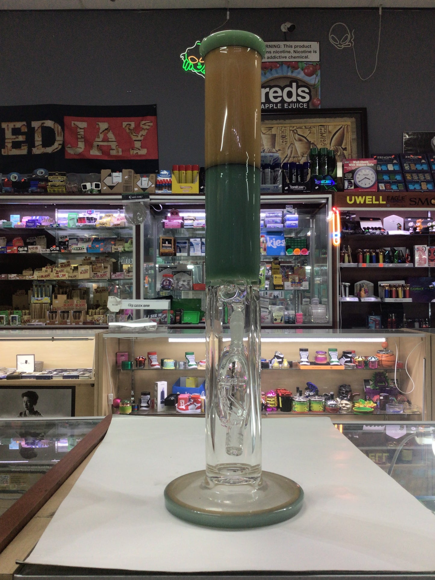 CMPLX glass water pipe- yellow & green