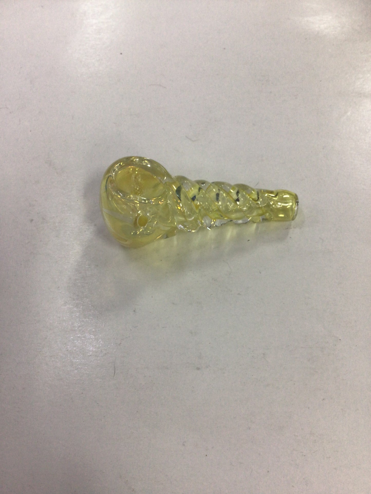 Hand pipe - yellow spiral