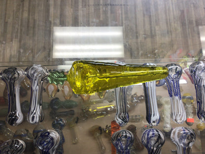 Hand pipe- yellow carrot