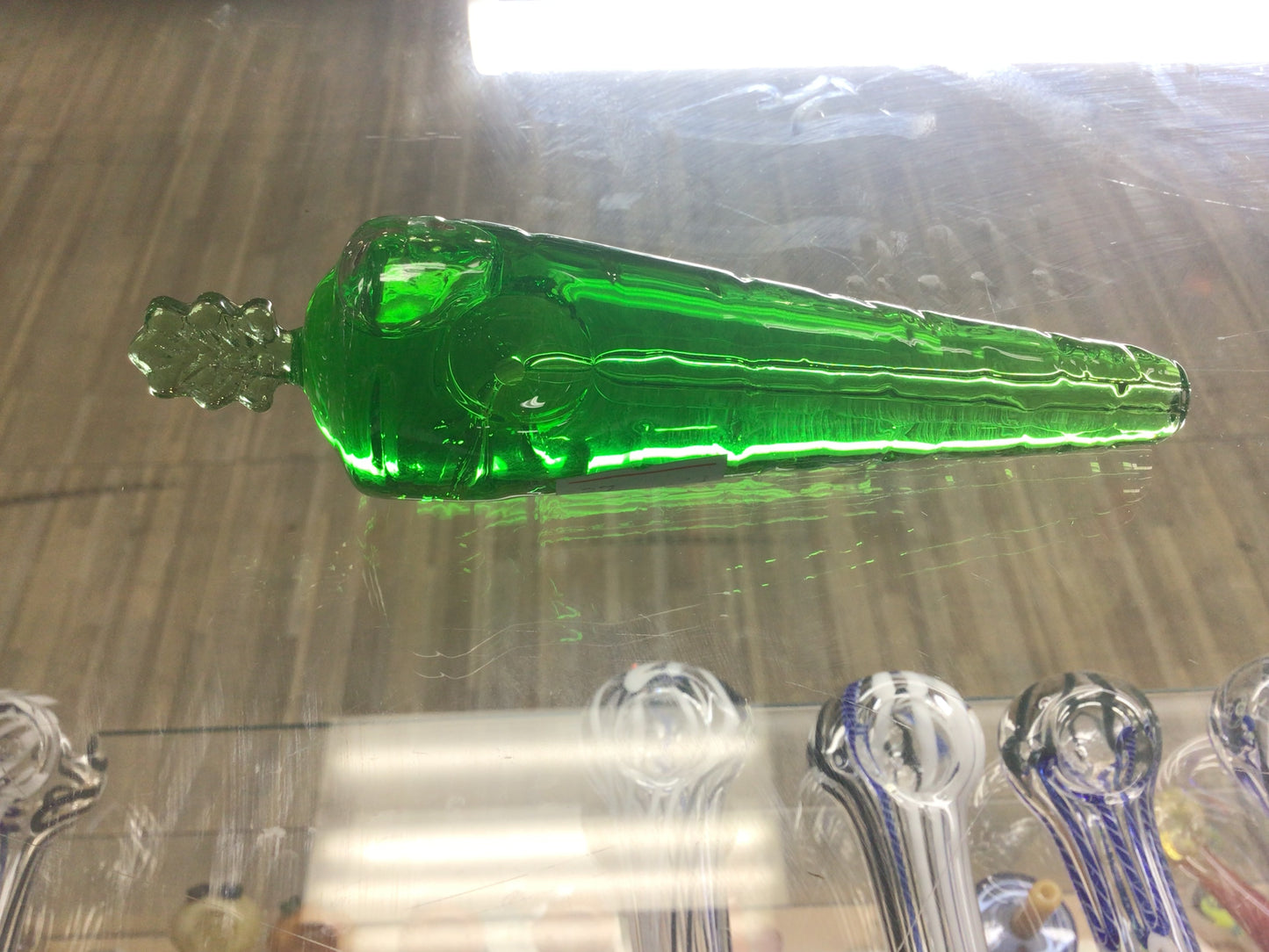 Hand pipe- green carrot
