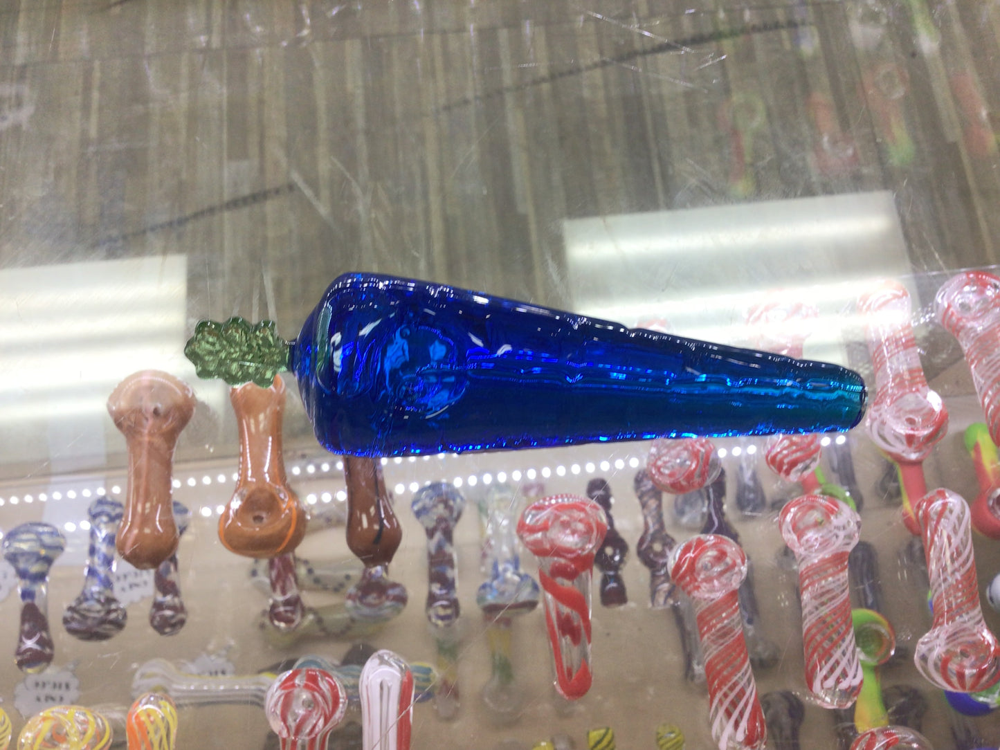 Hand pipe- blue carrot